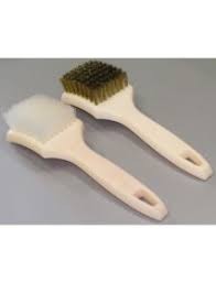 White Nylon Bristle Whitewall Brush